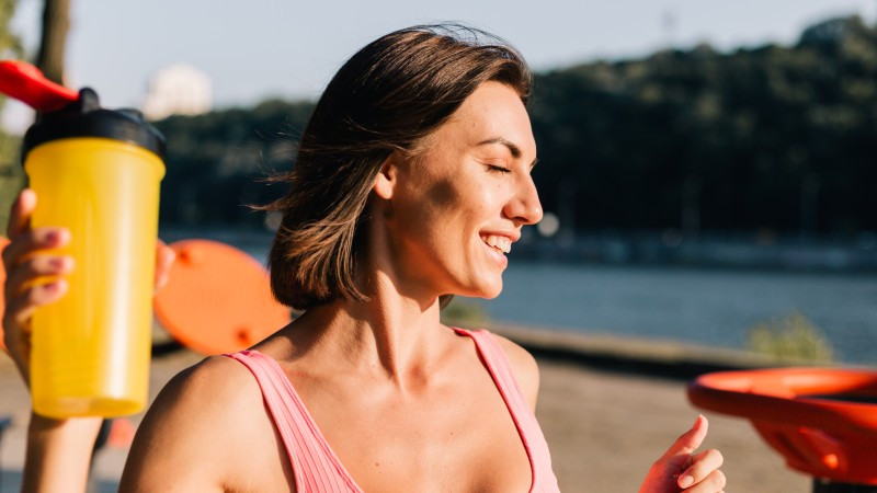 Vitaminas en verano: guía completa para proteger tu piel y activar tu energía